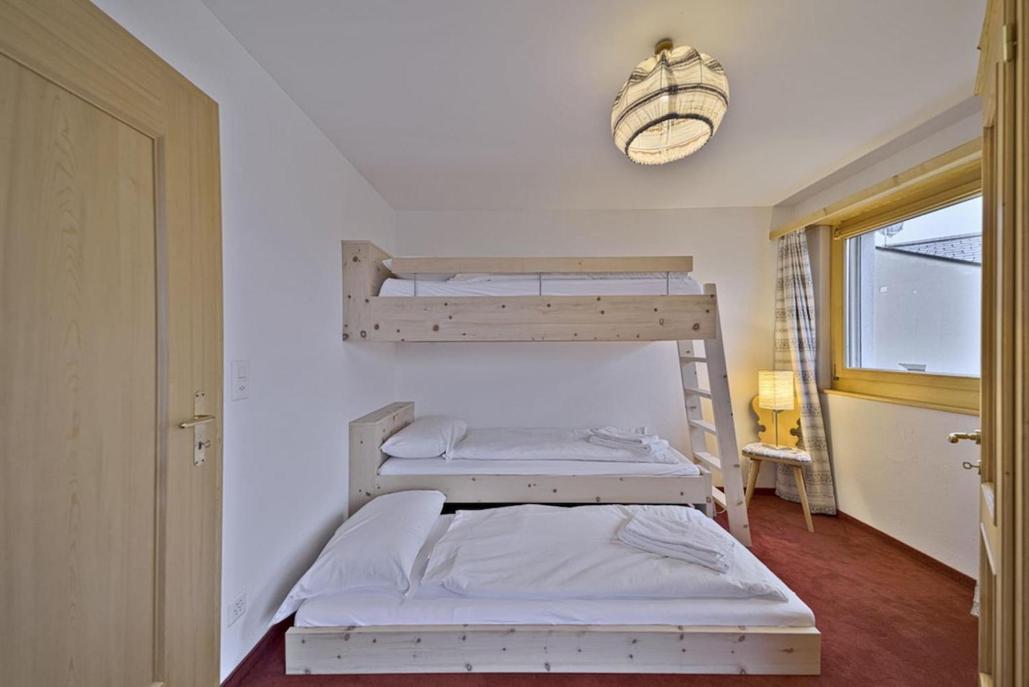 Chesa San Peider - Pontresina Apartment Екстериор снимка